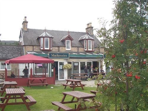 Mackenzies Highland Inn Aviemore Exterior photo